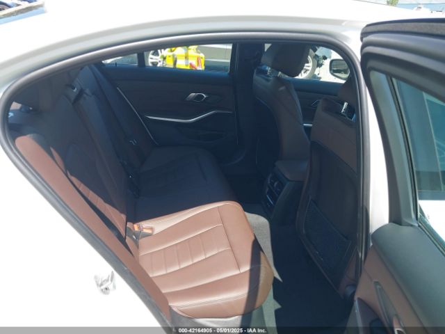 3MW69FF07P8D18303 BMW 330I
