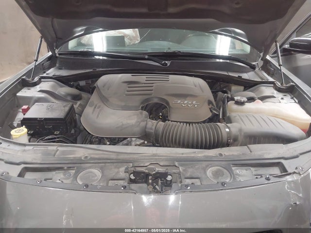 Chrysler 2019 2019 2C3CCAAG9KH704514 Image 10