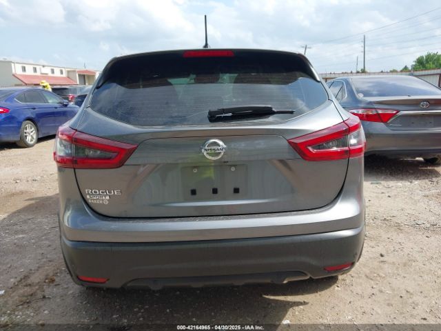 JN1BJ1CVXLW552600 Nissan Rogue Sport S Fwd Xtronic Cvt