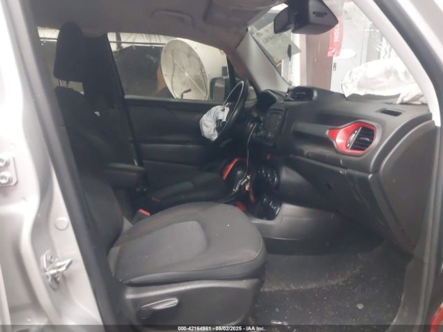 ZACCJBCT5GPE04511 Jeep Renegade Trailhawk