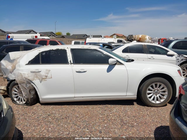 2C3CCABG0EH330345 Chrysler 2014