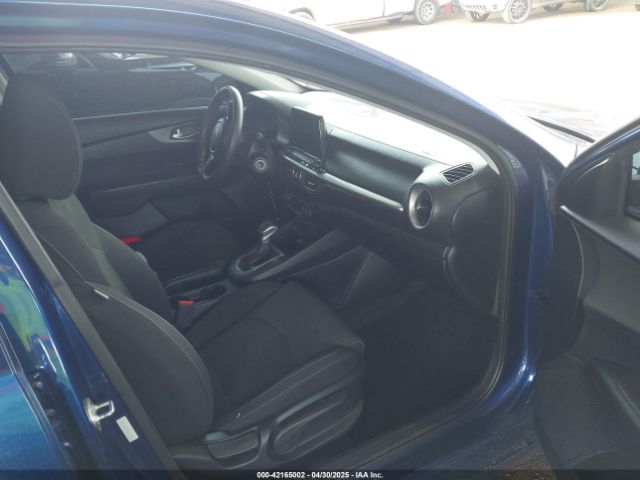 3KPF24AD7KE072689 KIA Forte Lxs