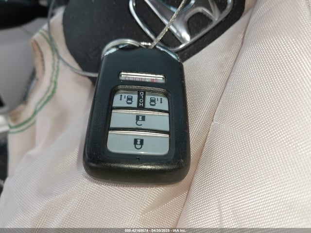 5FNRL5H42GB140162 Honda j35z8