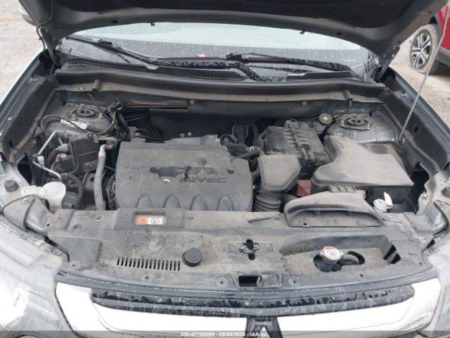 JA4AD3A30GZ044910 Mitsubishi Outlander Se