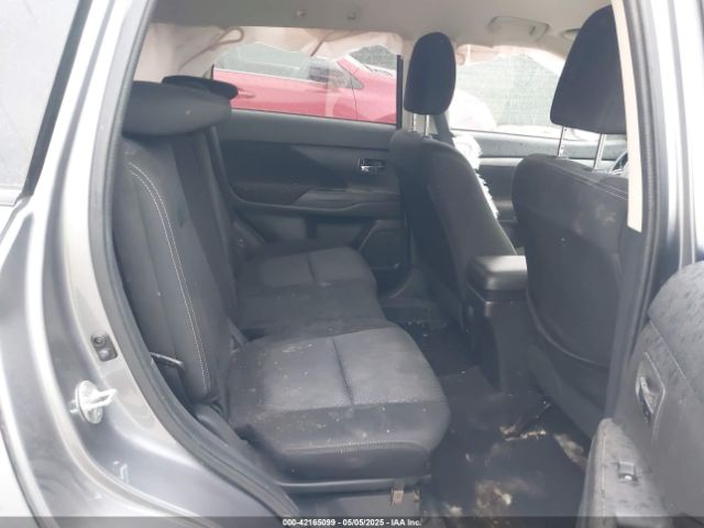 JA4AD3A30GZ044910 Mitsubishi Outlander Se