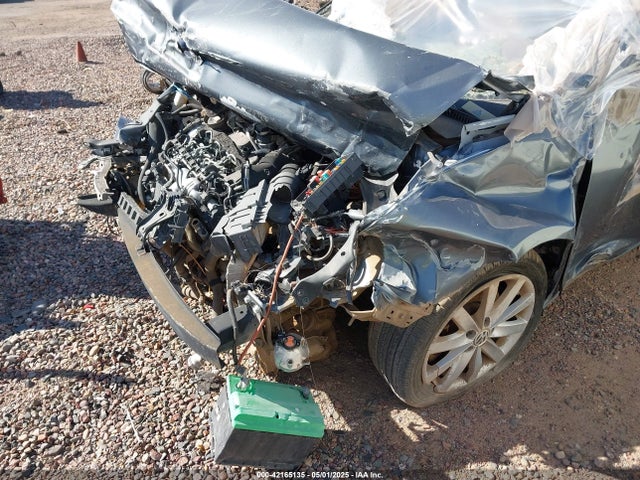 3VWPL7AJ7EM618407 Volkswagen 2014