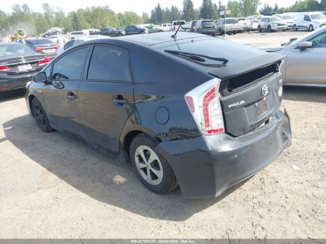 JTDKN3DU8F1984610 Toyota Prius Two