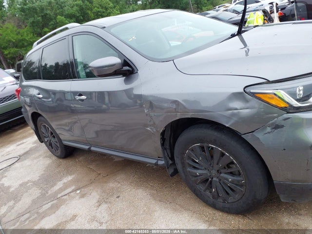 5N1DR2MM6HC672523 Nissan Pathfinder S