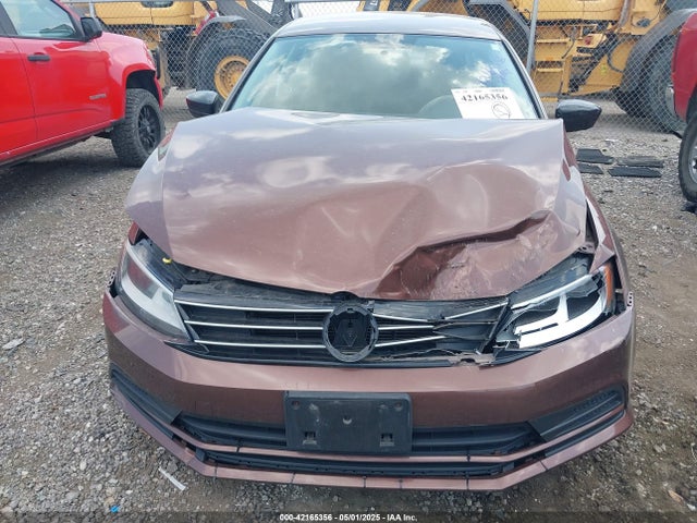 3VW267AJ3GM395528 Volkswagen Jetta 1.4t S