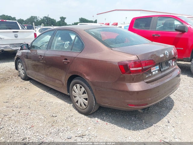 3VW267AJ3GM395528 Volkswagen Jetta 1.4t S