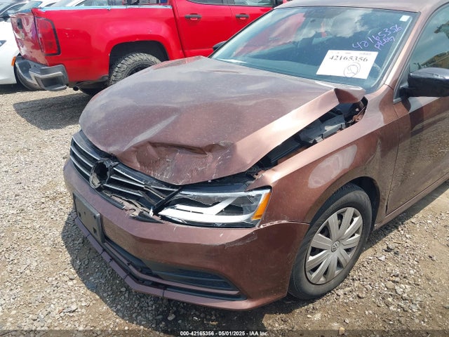 3VW267AJ3GM395528 Volkswagen Jetta 1.4t S
