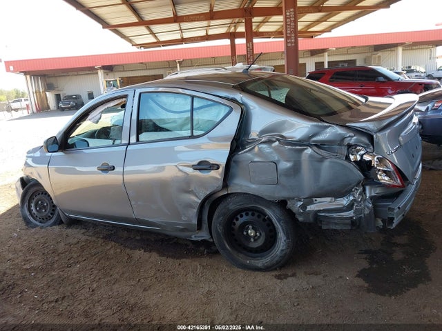 3N1CN7AP6EL834385 Nissan Versa