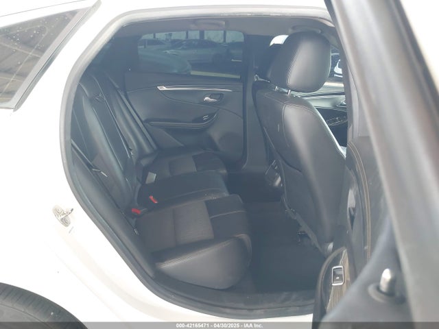2G1115S3XG9148719 Chevrolet Impala 2lt