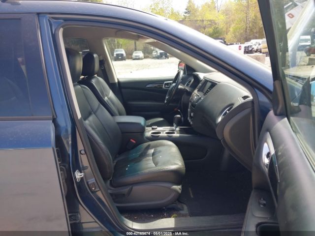 5N1AR2MM4EC637171 Nissan Pathfinder Sv