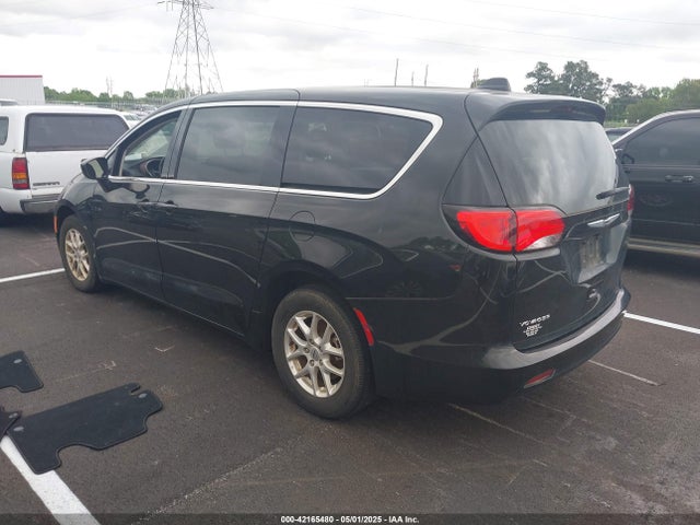 2C4RC1CG0NR102991 Chrysler Voyager Lx