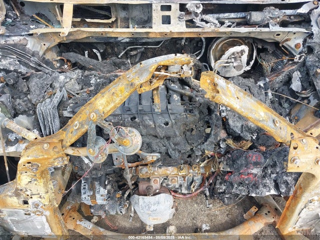 2C4RC1AG6LR222620 Chrysler Voyager L