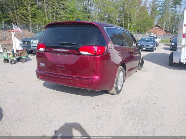 2C4RC1AG6LR222620 Chrysler Voyager L