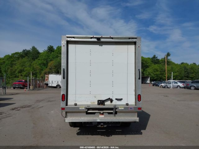 1FDBF8ZM1KKA86028 Ford Transit-350 Cab