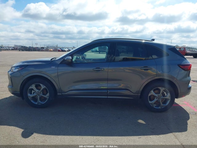 1FMCU9NZ7PUA36182 Ford Escape St-line Select