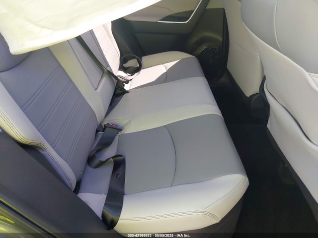 4T3B6RFV0RU152111 Toyota Rav4 Hybrid Xle Premium