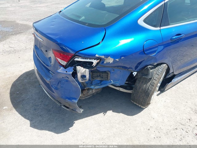 1C3CCCAB6FN527952 Chrysler 200 Limited