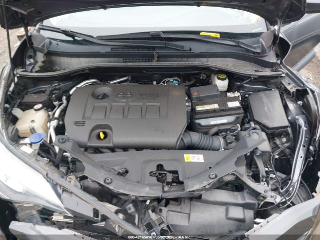NMTKHMBX3MR125580 Toyota C-HR LE