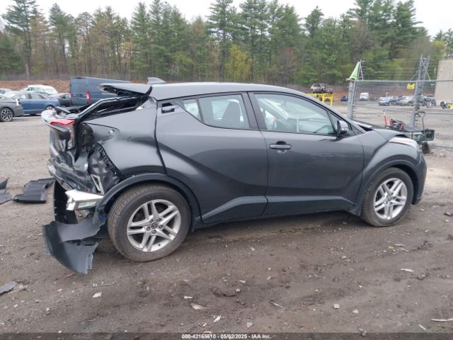 NMTKHMBX3MR125580 Toyota C-HR LE