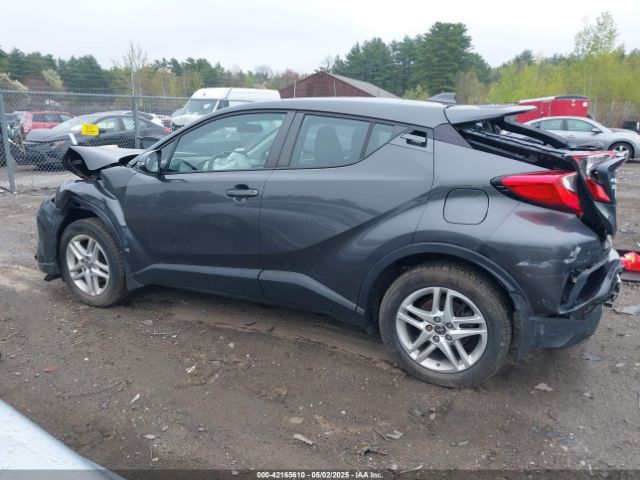 NMTKHMBX3MR125580 Toyota C-HR LE