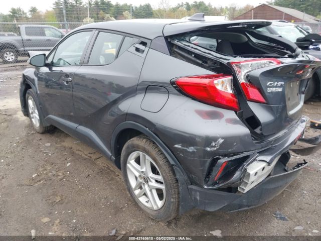 NMTKHMBX3MR125580 Toyota C-HR LE