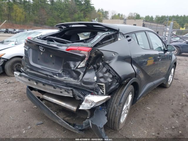 NMTKHMBX3MR125580 Toyota C-HR LE