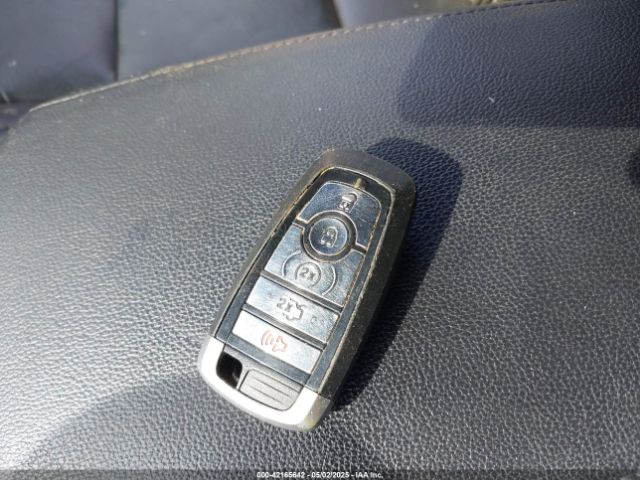 1FM5K8DH3JGC89264 Ford EXPLORER XLT