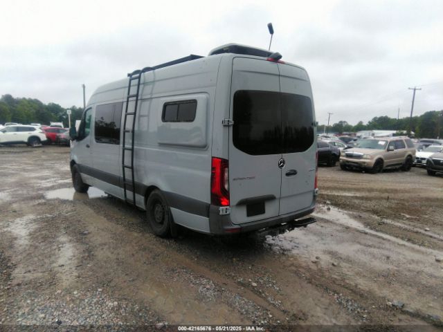 W1W4DCHY9MT048901 Mercedes-Benz Sprinter 2500 High Roof I4 Diesel
