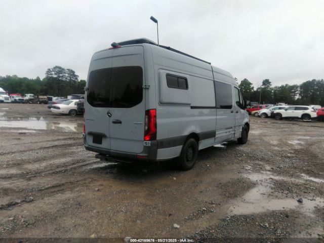 W1W4DCHY9MT048901 Mercedes-Benz Sprinter 2500 High Roof I4 Diesel