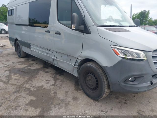 W1W4DCHY9MT048901 Mercedes-Benz Sprinter 2500 High Roof I4 Diesel