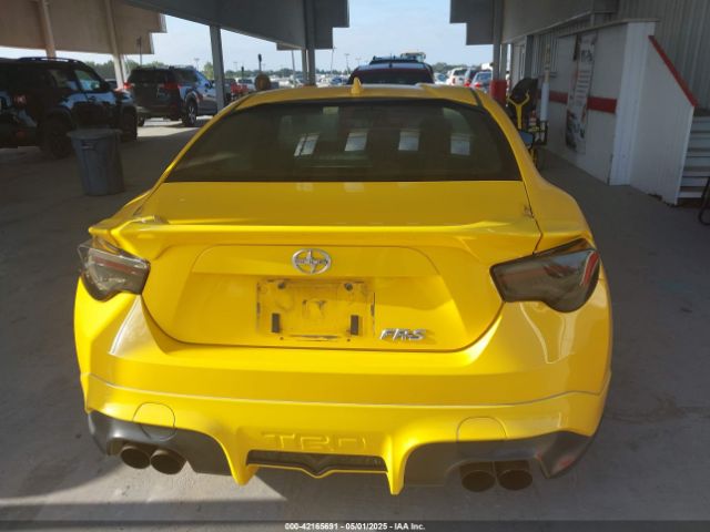 JF1ZNAA1XF8705555 Scion Fr-s Release Series