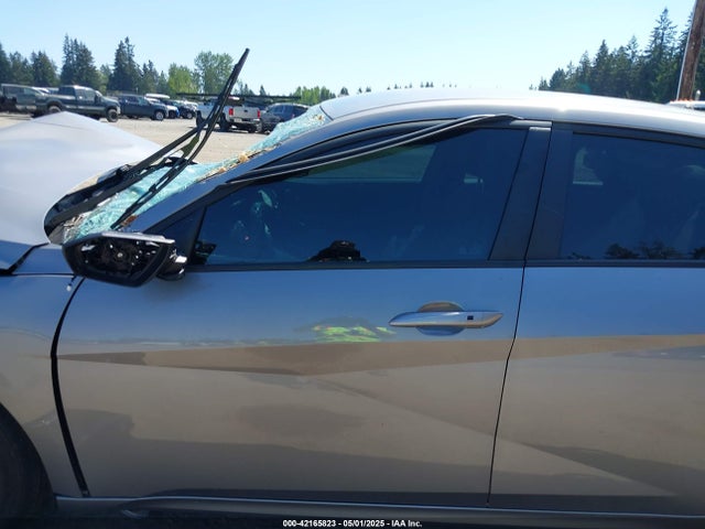 KMHLM4DG9RU758372 Hyundai ELANTRA SEL