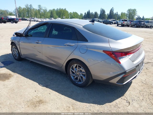 KMHLM4DG9RU758372 Hyundai ELANTRA SEL