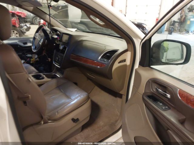 2011 CHRYSLER TOWN & COUNTRY 2A4RR6DG5BR785626 Photo 4