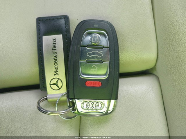 2010 AUDI S5 WAUGVAFR9AA066681 Photo 10