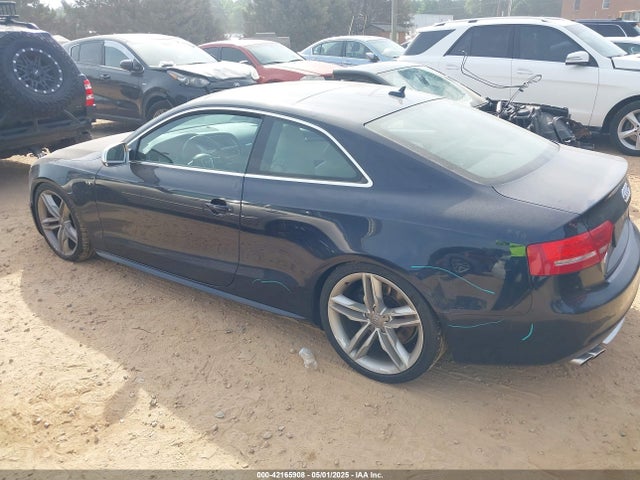 2010 AUDI S5 WAUGVAFR9AA066681 Photo 2
