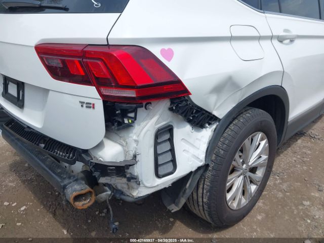 2018 VOLKSWAGEN TIGUAN 3VV3B7AX8JM044789 Photo 5
