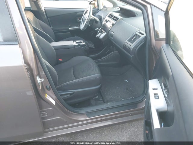 JTDZN3EU6HJ072347 Toyota 2zr-fxe, 5jm