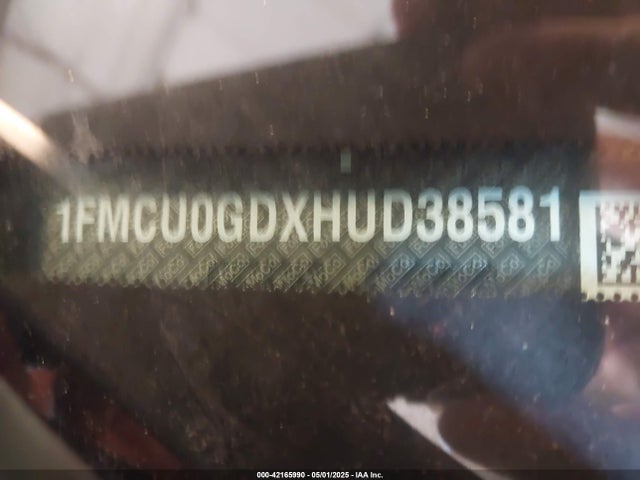 1FMCU0GDXHUD38581 Ford ESCAPE SE