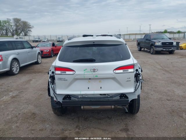 7MUBAABGXRV106963 Toyota Corolla Cross Le