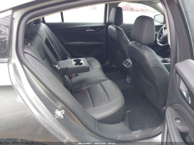 W04GP6SX8J1171088 Buick Regal Sportback Essence