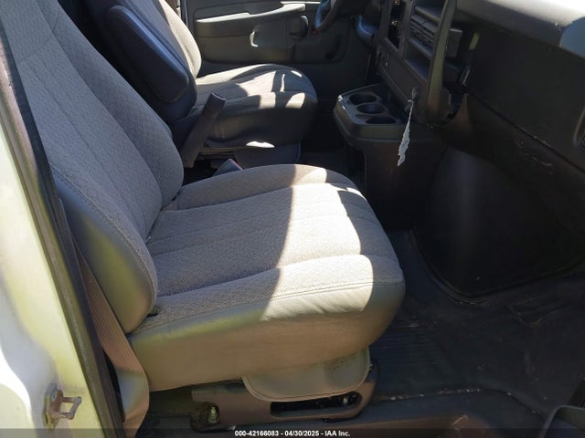 1GCWGFCA3E1130871 Chevrolet Express 2500 Work Van