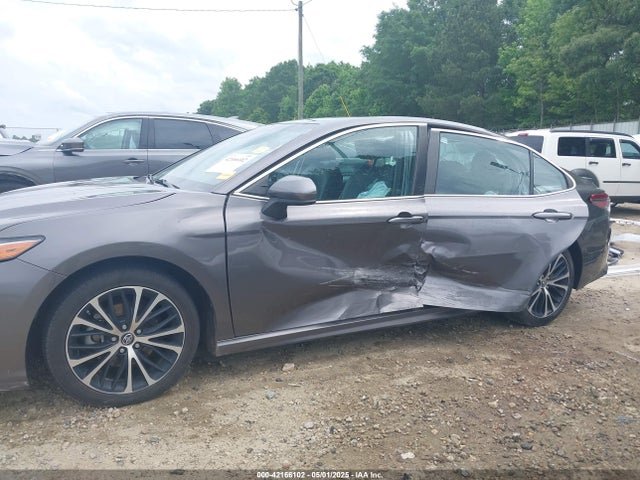 4T1B11HK4JU673980 Toyota CAMRY SE