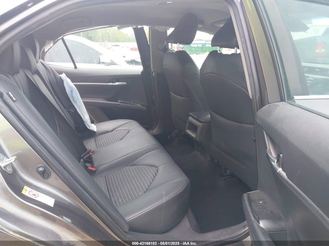 4T1B11HK4JU673980 Toyota CAMRY SE
