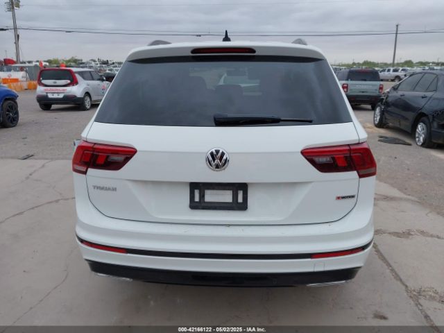 3VV2B7AX8MM083365 Volkswagen Tiguan 2.0t Se/2.0t Se R-line Black/2.0t Sel