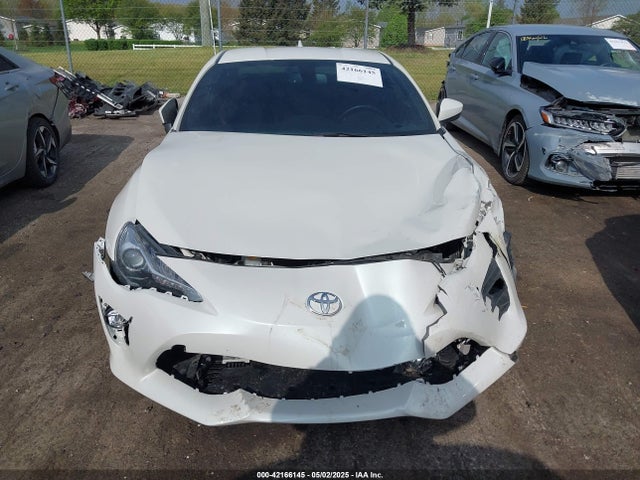 JF1ZNAE15L9751116 Toyota 86 GT